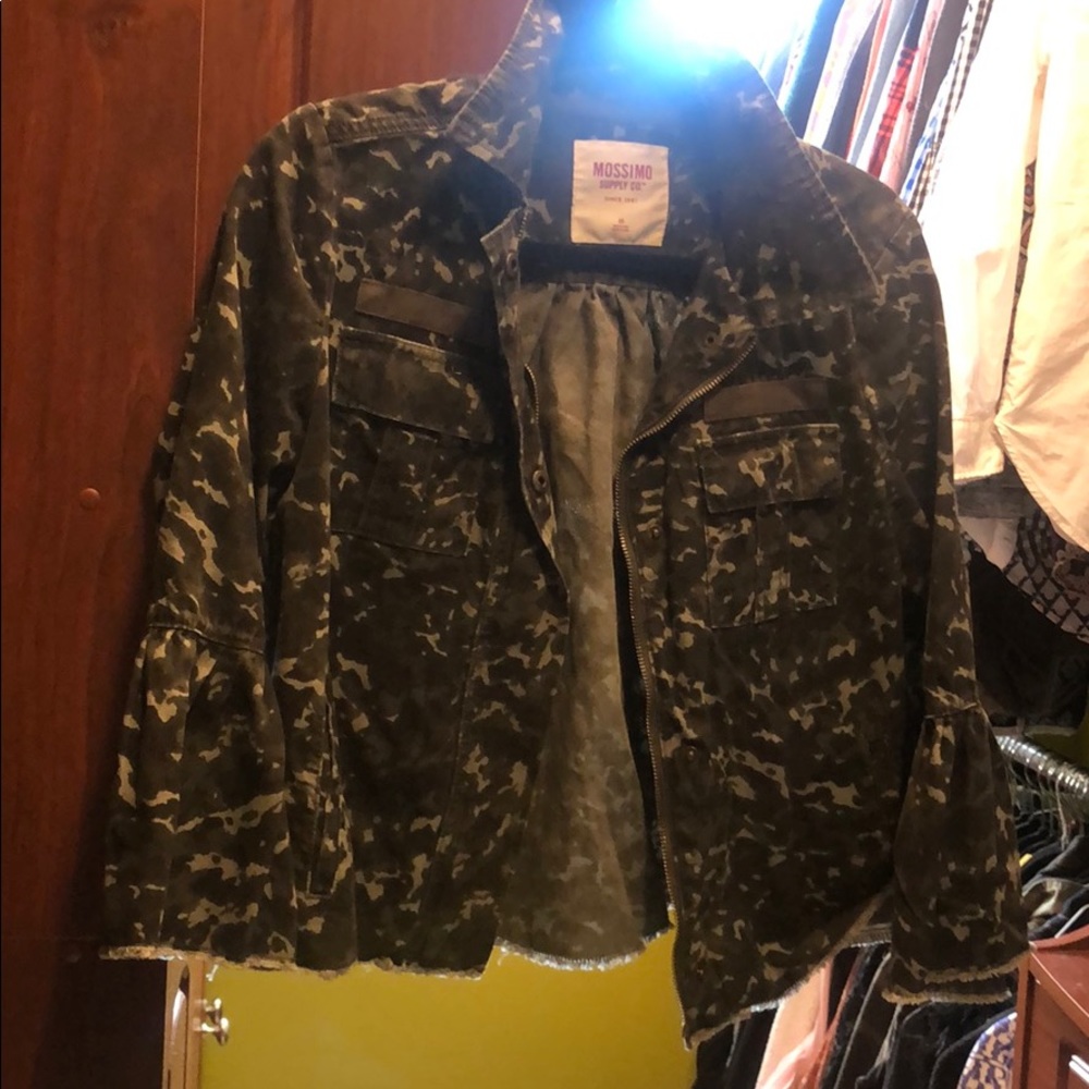Women’s Mossimo Camo Jacket